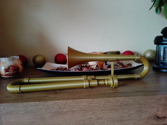Nyomtatott barokk piccolo trombone